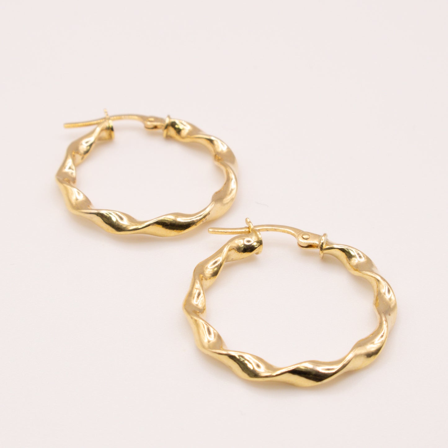 Second-Hand 9ct Yellow Gold 23mm Twisted Hoop Earrings