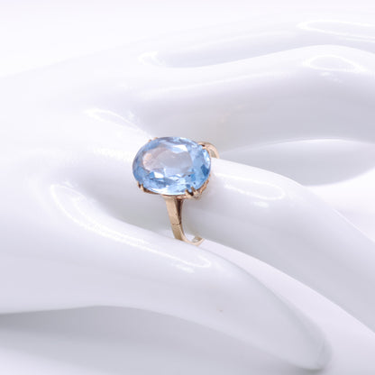 Second-Hand 9ct Yellow Gold Blue Topaz Oval Ring