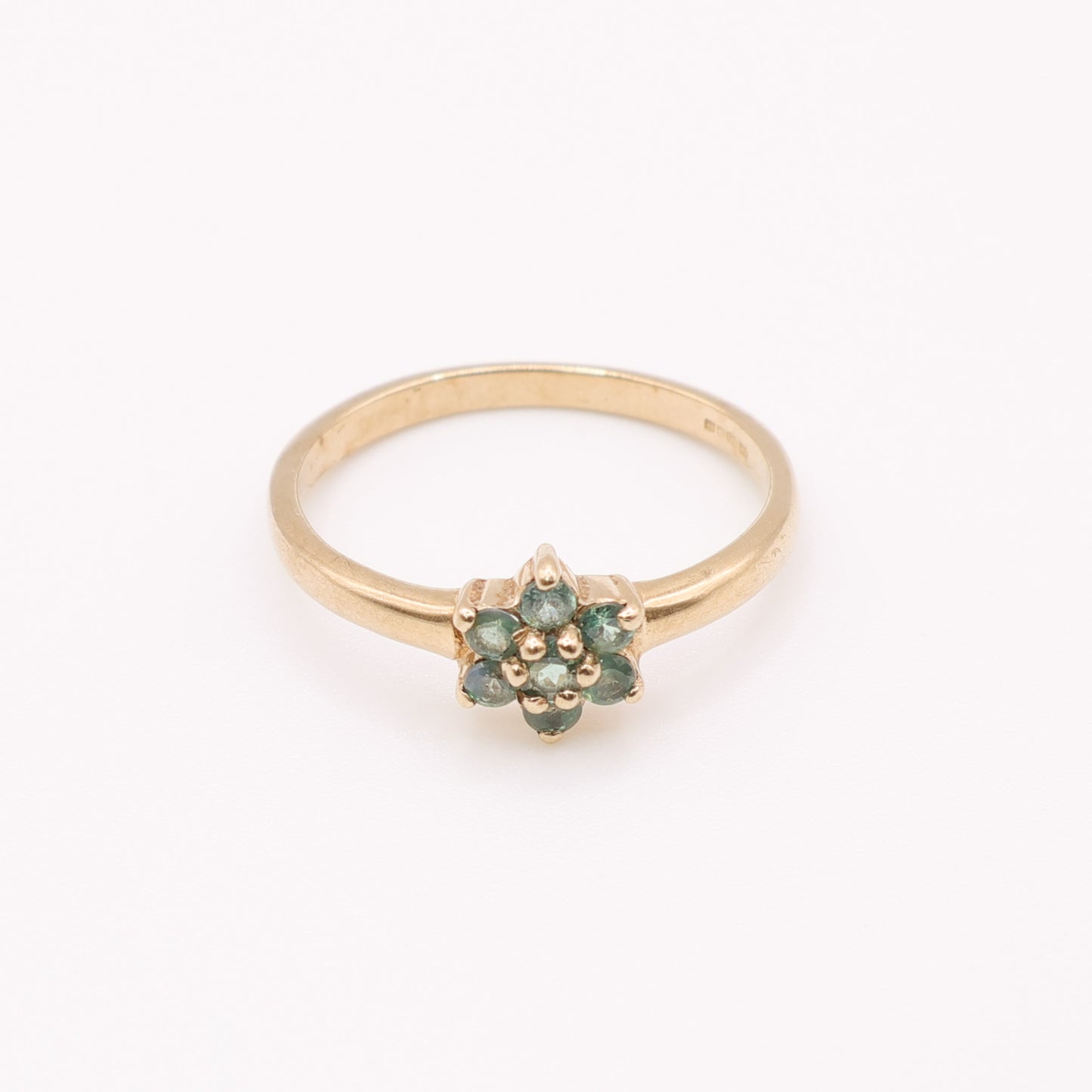 Second-Hand 9ct Yellow Gold Green Stone Cluster Ring