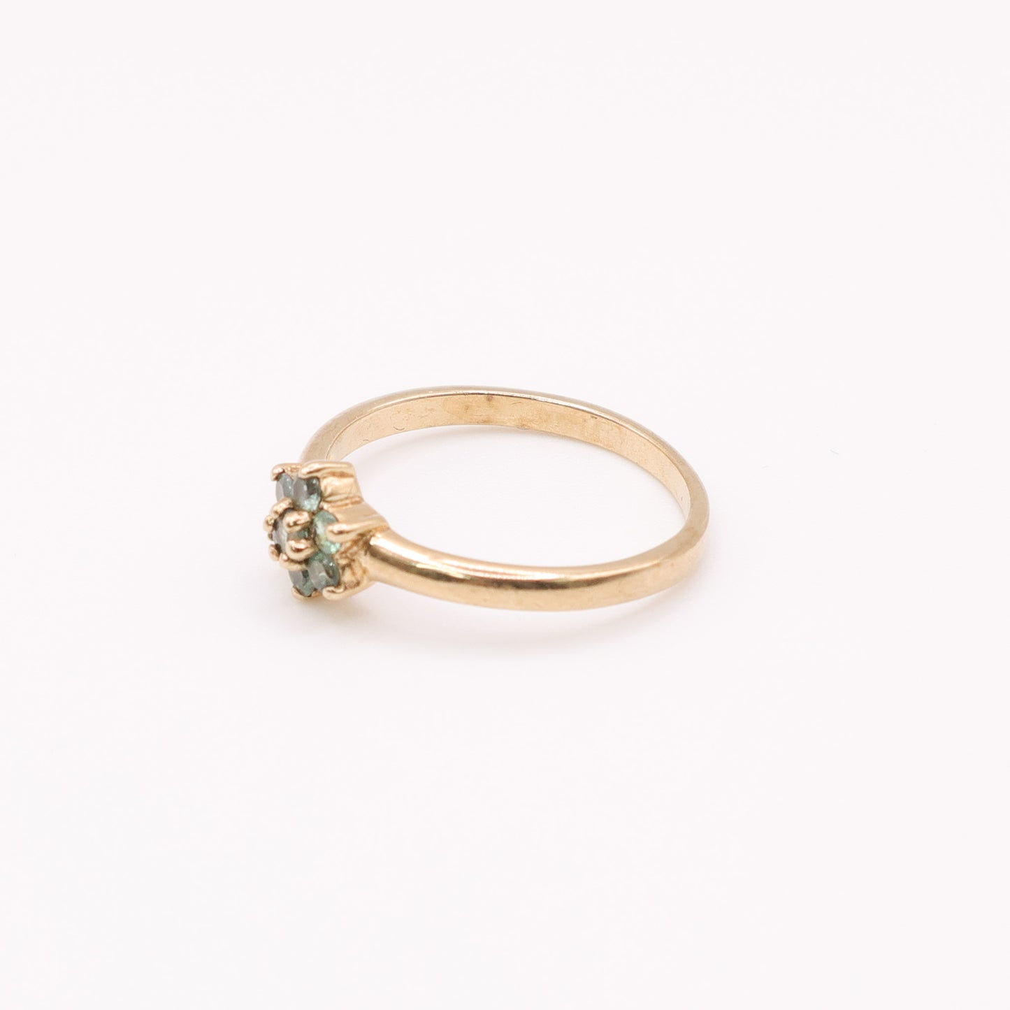 Second-Hand 9ct Yellow Gold Green Stone Cluster Ring