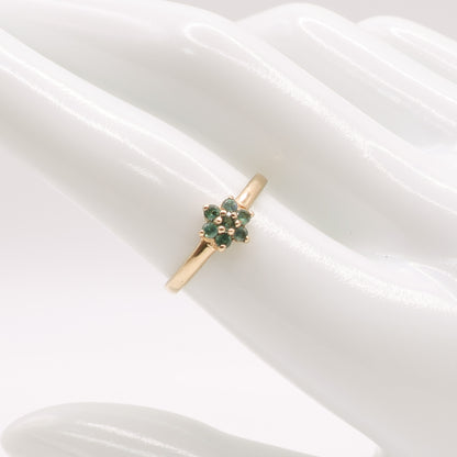 Second-Hand 9ct Yellow Gold Green Stone Cluster Ring