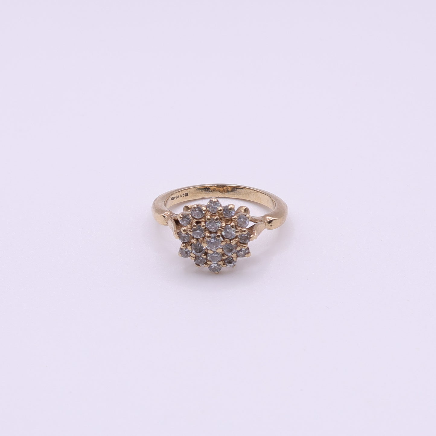Second-Hand 9ct Yellow Gold Cluster Ring with Cubic Zirconia