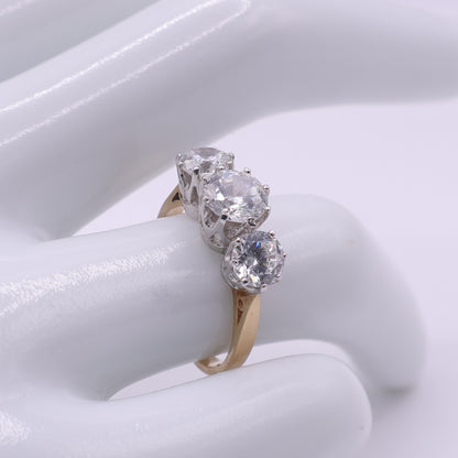 Second-Hand 14ct Yellow Gold CZ Three Stone Ring