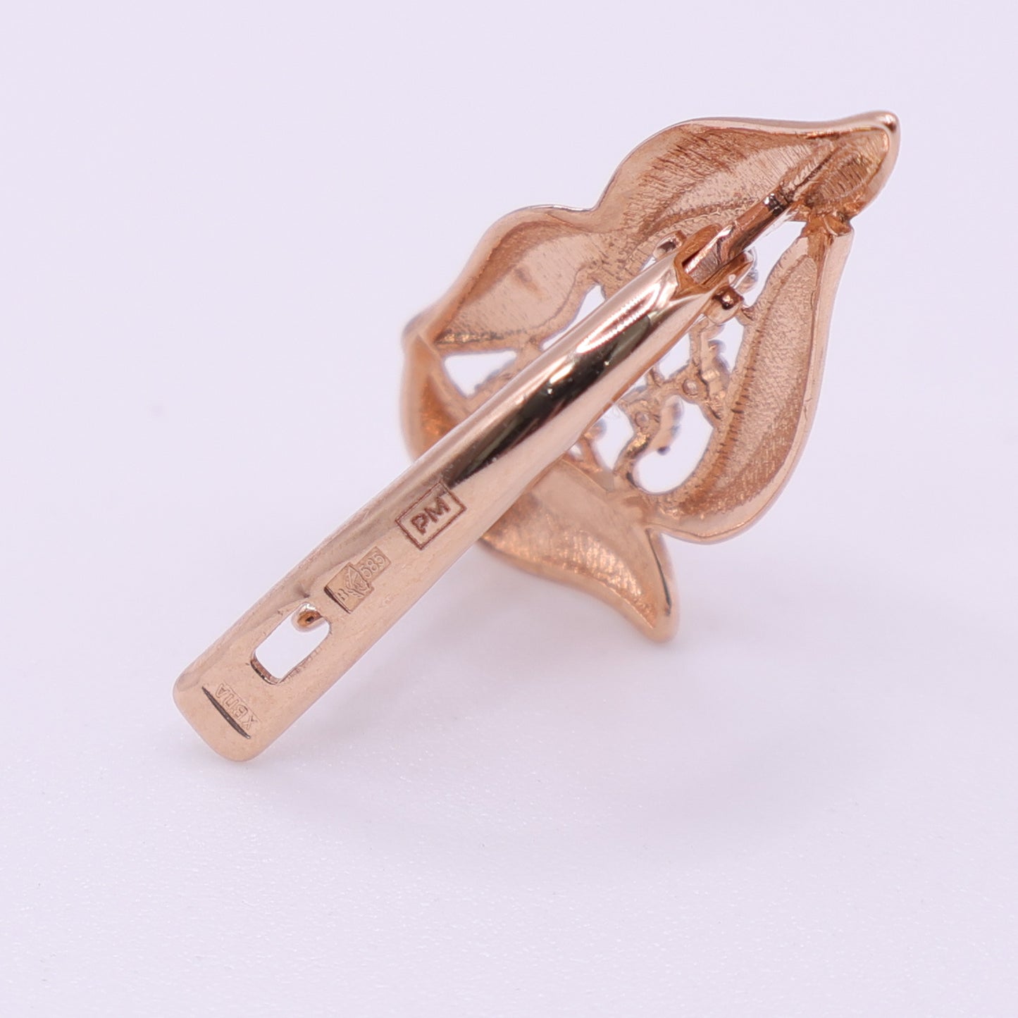 Second Hand 14ct Rose Gold Diamond Leaf Earrings