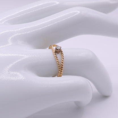 Second Hand 18ct Yellow Gold Twisted Band Diamond Ring