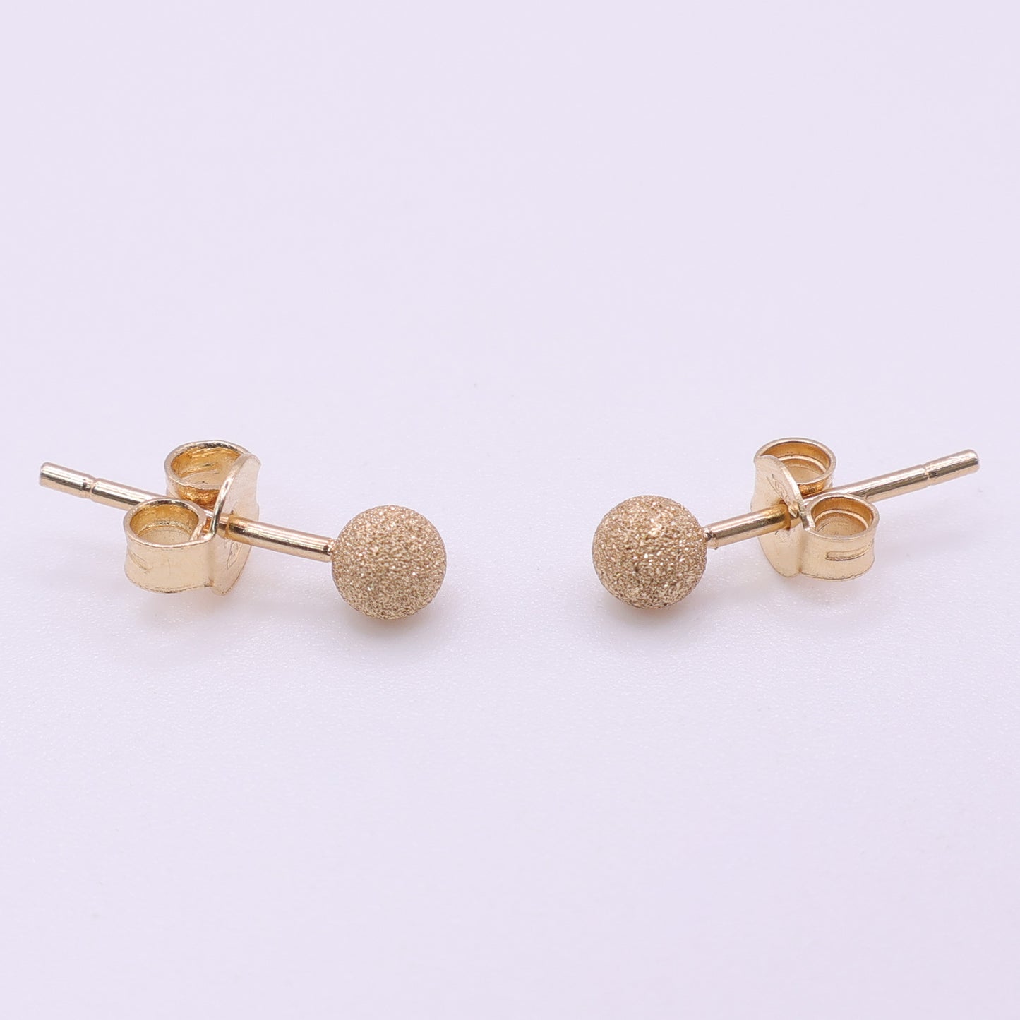 18ct Yellow Gold Textured Ball Stud Earrings