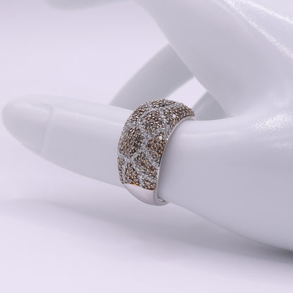 Second Hand 18K White Gold Diamond Pavé Band Ring