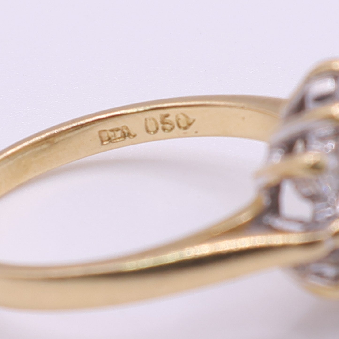 Second Hand 18ct Yellow Gold Diamond Cluster Ring