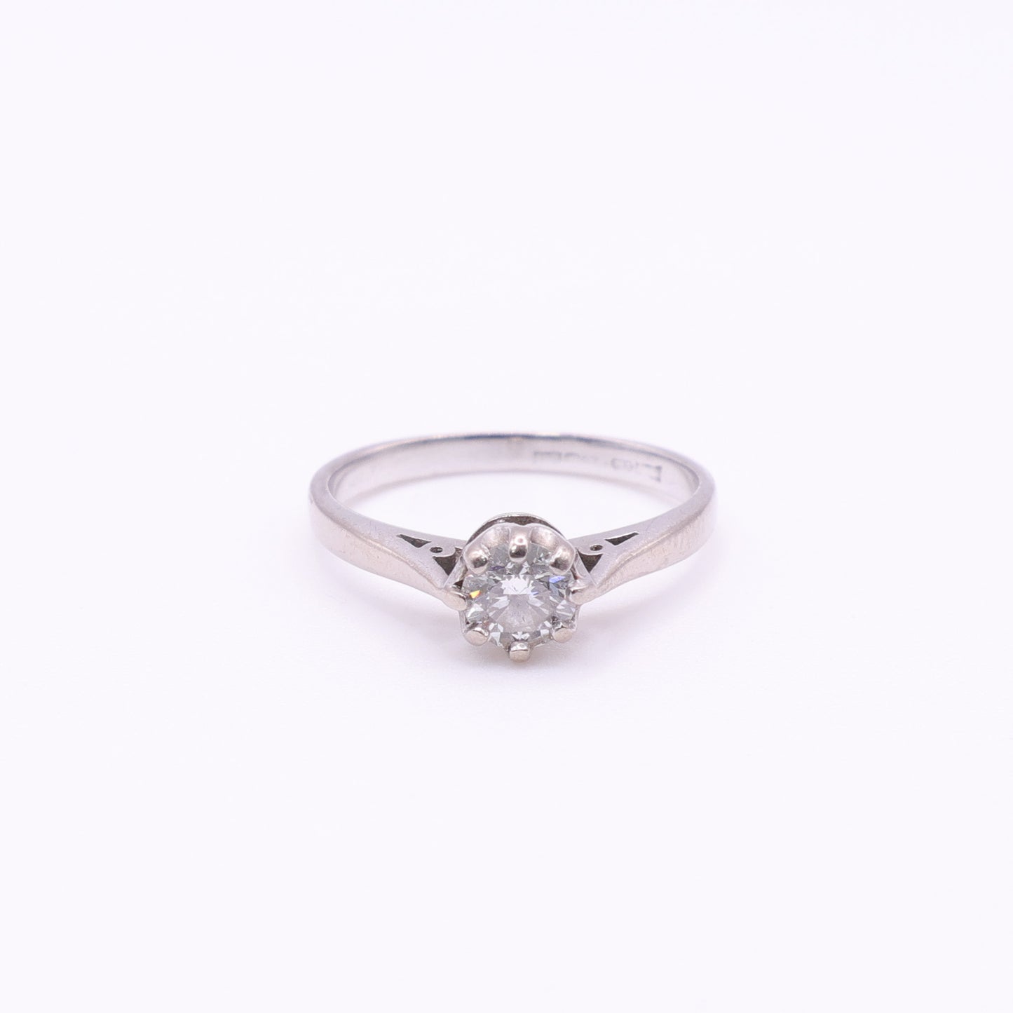 Second Hand 18ct White Gold 0.3ct Diamond Solitaire Ring