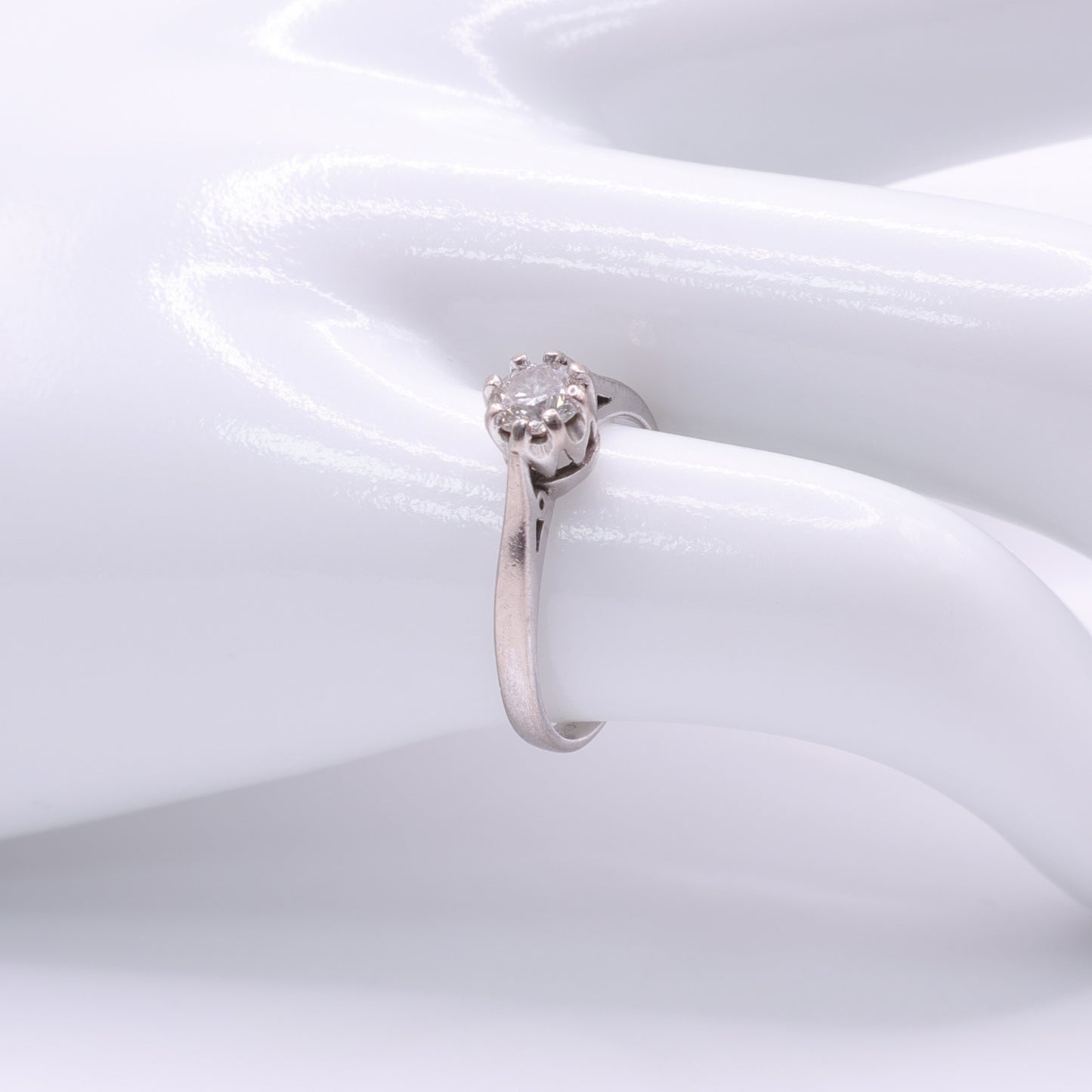 Second Hand 18ct White Gold 0.3ct Diamond Solitaire Ring