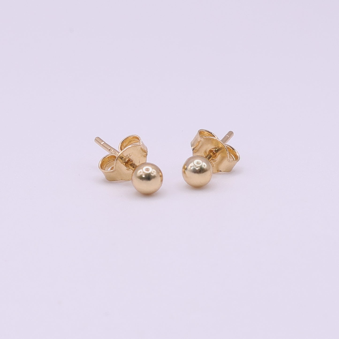 Second Hand 18ct Yellow Gold Ball Stud Earrings