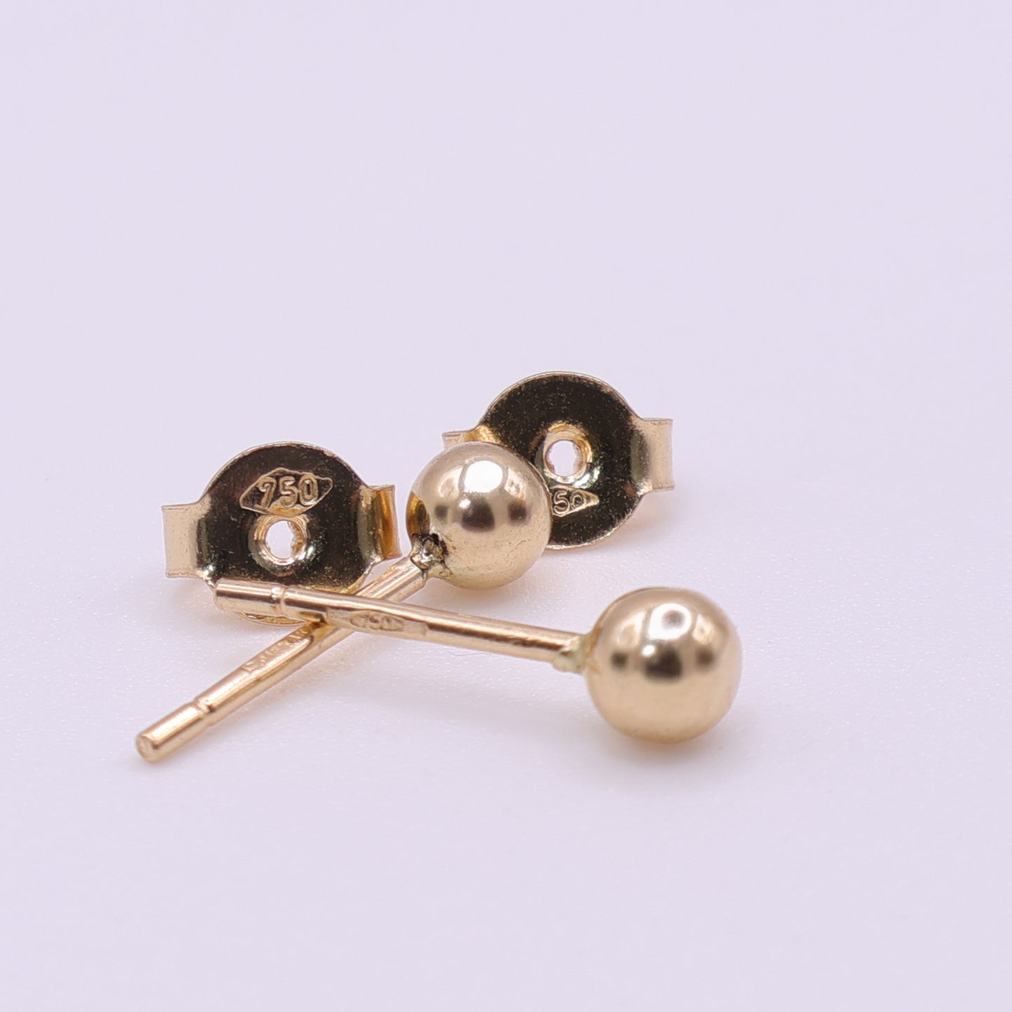 Second Hand 18ct Yellow Gold Ball Stud Earrings