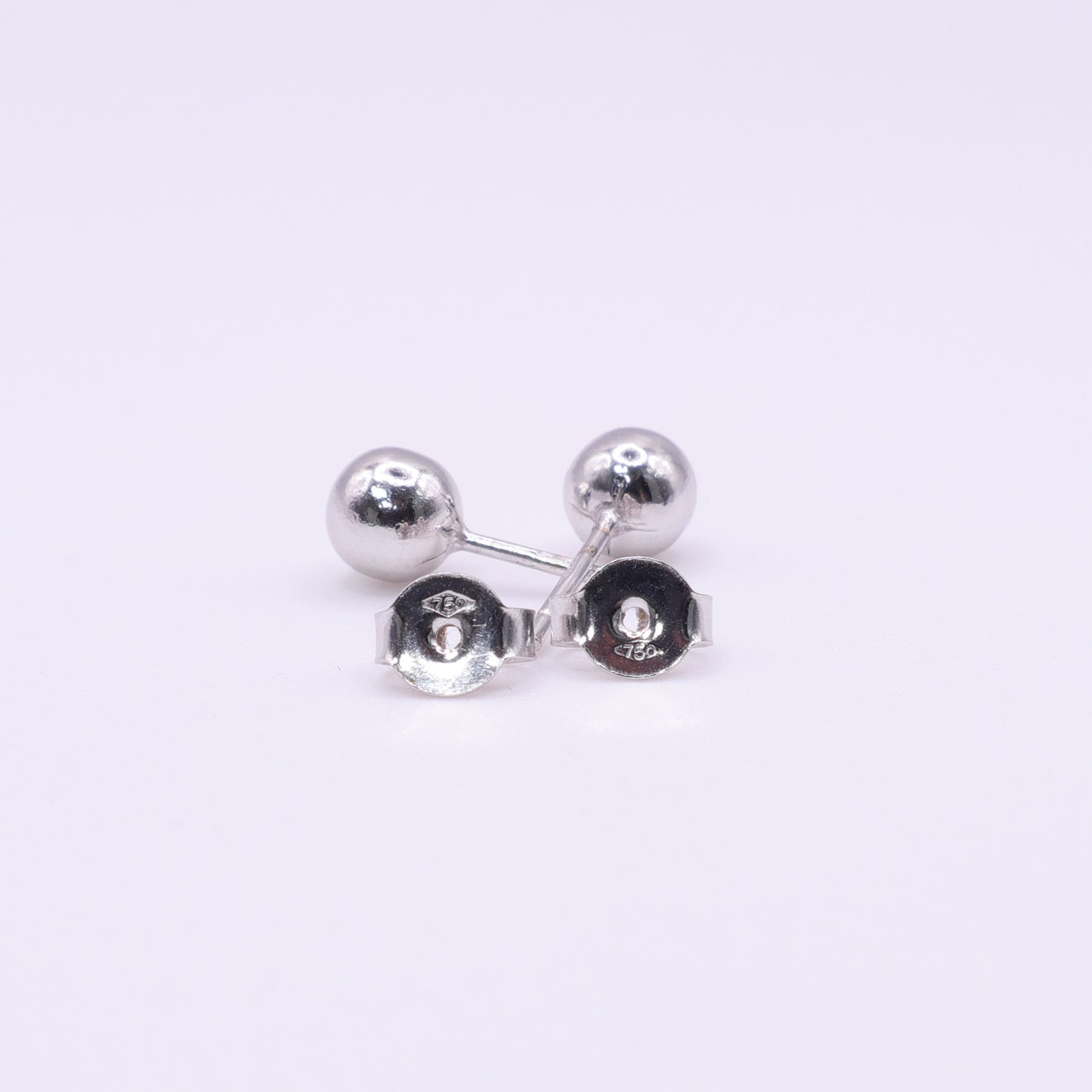 Second Hand 18ct White Gold Ball Stud Earrings