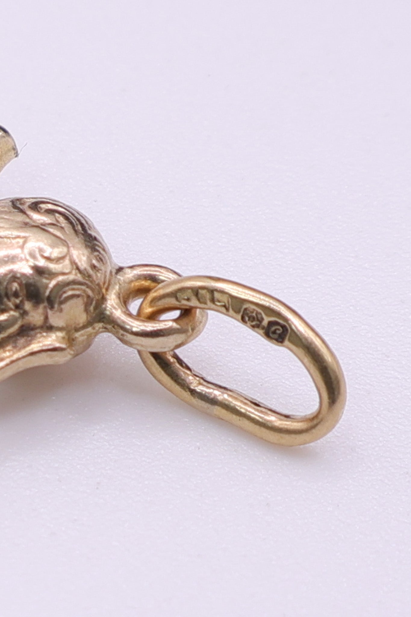 Second Hand 9ct Yellow Gold Cherub Pendant