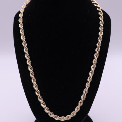 Second Hand 9ct Yellow Gold Rope Chain Necklace – 18 Inch