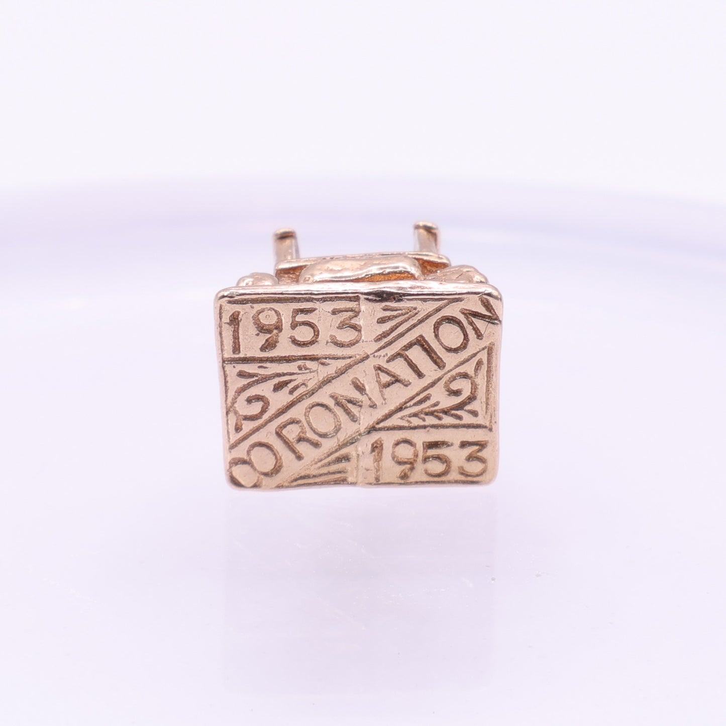 Second Hand 9ct Gold Throne Chair Charm
