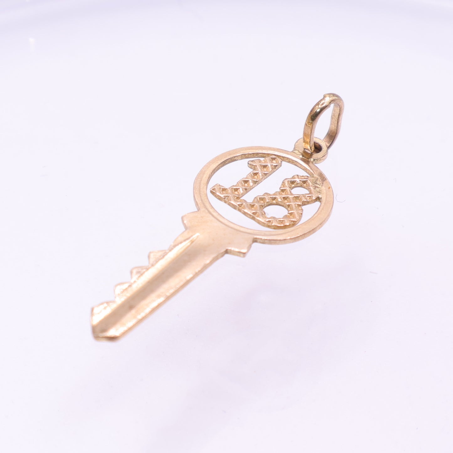 Second-Hand 9ct Yellow Gold Key Charm with Openwork Detail
