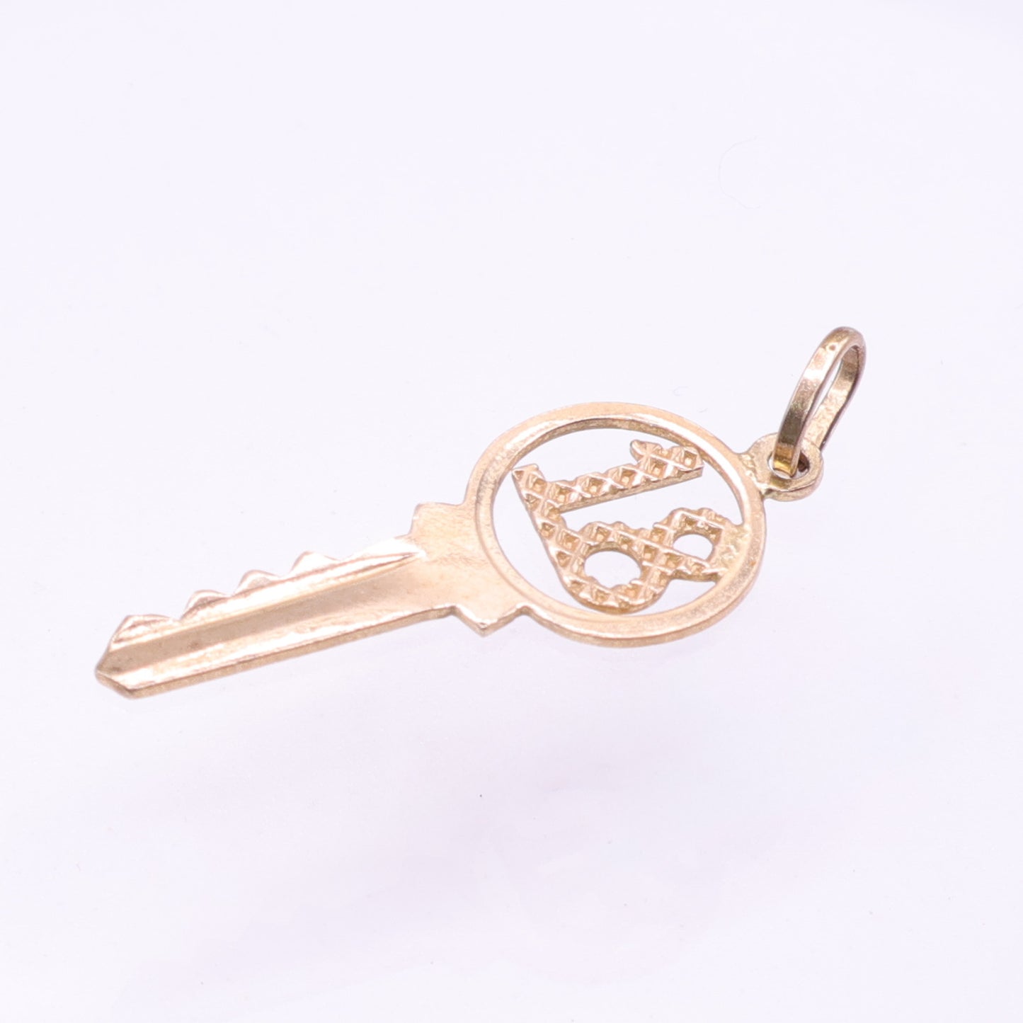 Second-Hand 9ct Yellow Gold Key Charm with Openwork Detail