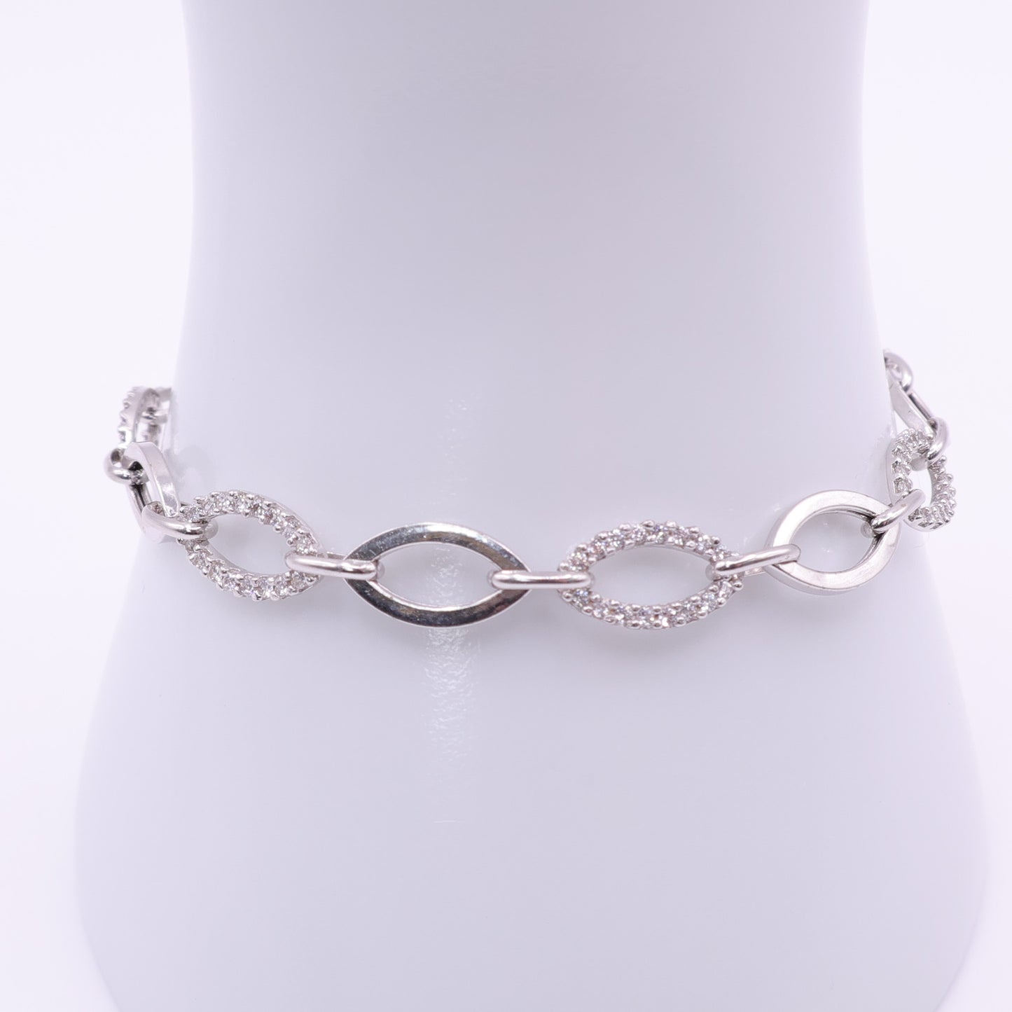 Second Hand 9ct White Gold Oval Link Bracelet with Pavé Set CZ Accents