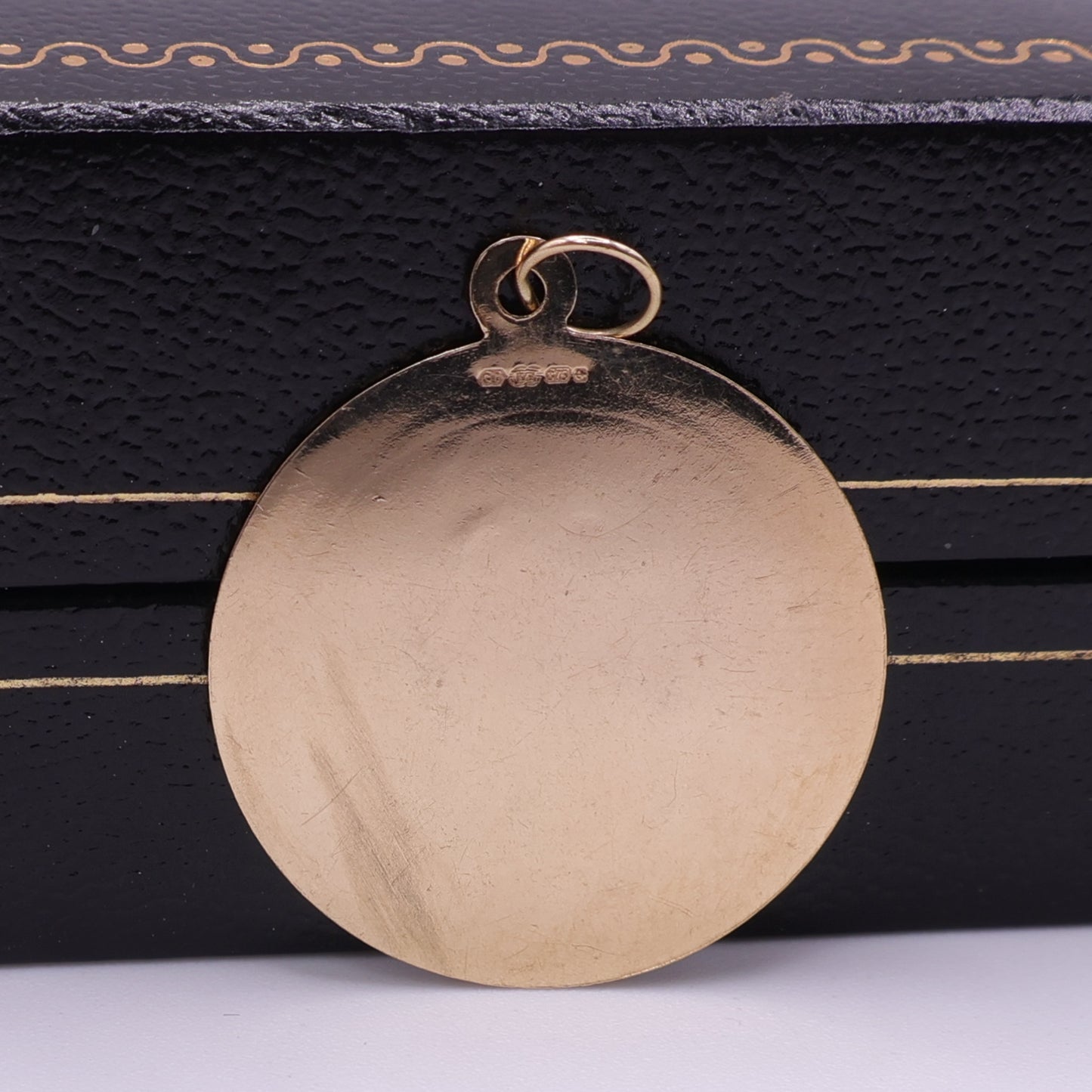 Second-Hand 9ct Yellow Gold Saint Christopher Pendant with Diamond Cut Border