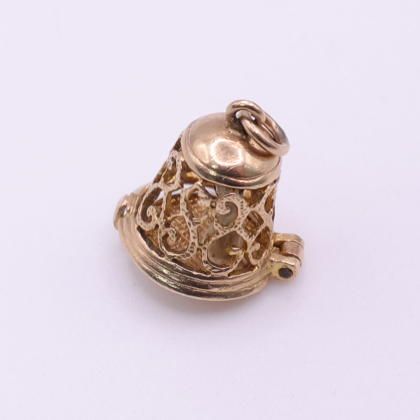 Second Hand 9ct Yellow Gold Opening Bell Charm
