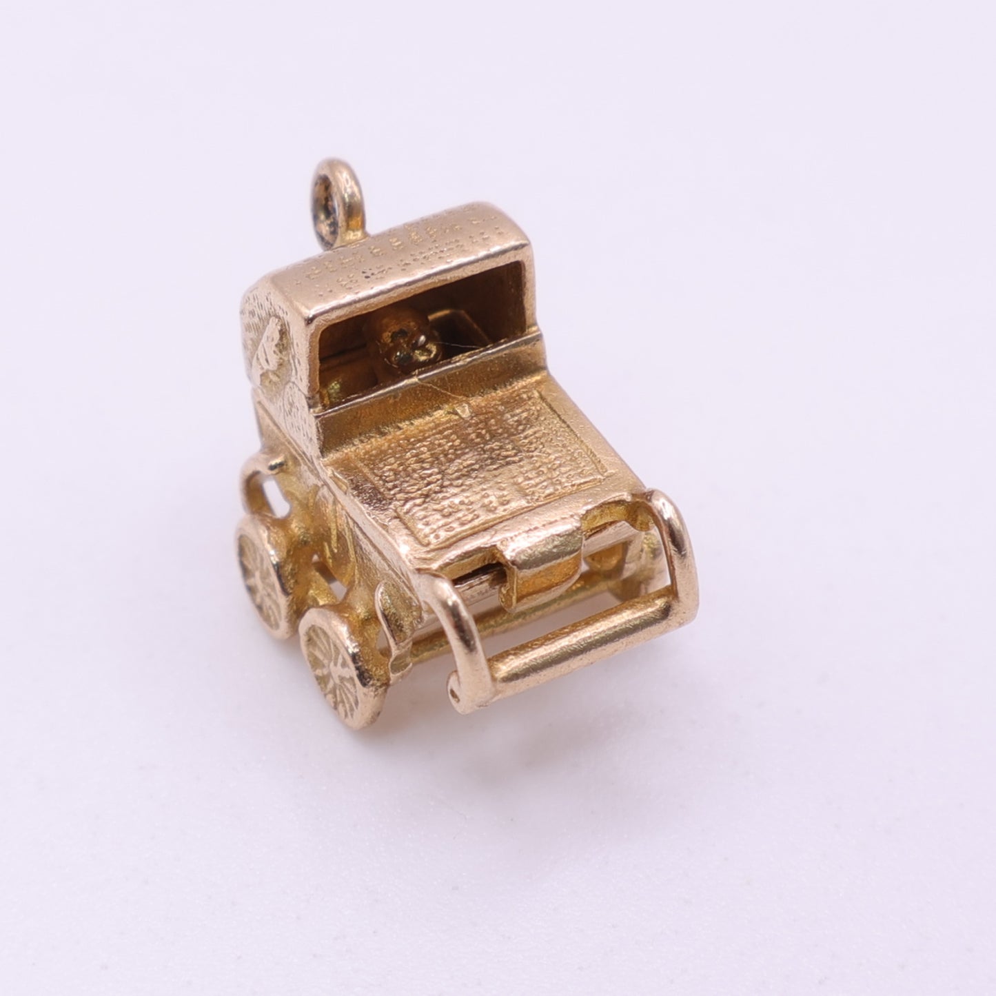 Second Hand 9ct Yellow Gold Opening Pram Charm