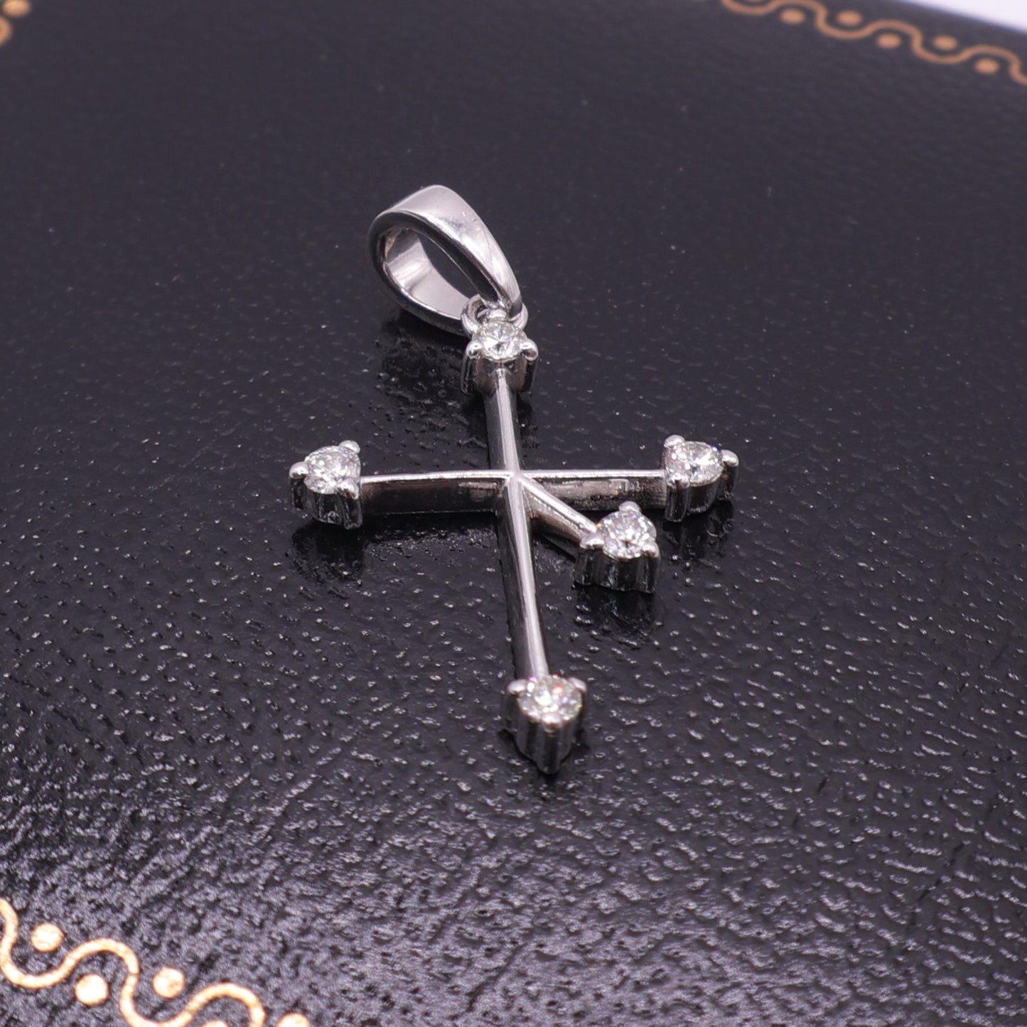 Second Hand 9ct White Gold Diamond Set Cross Pendant