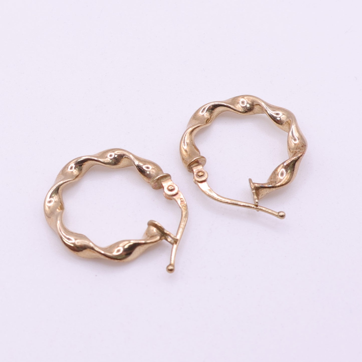 Second Hand 9ct Yellow Gold Sculpted Twist Hoop Earrings