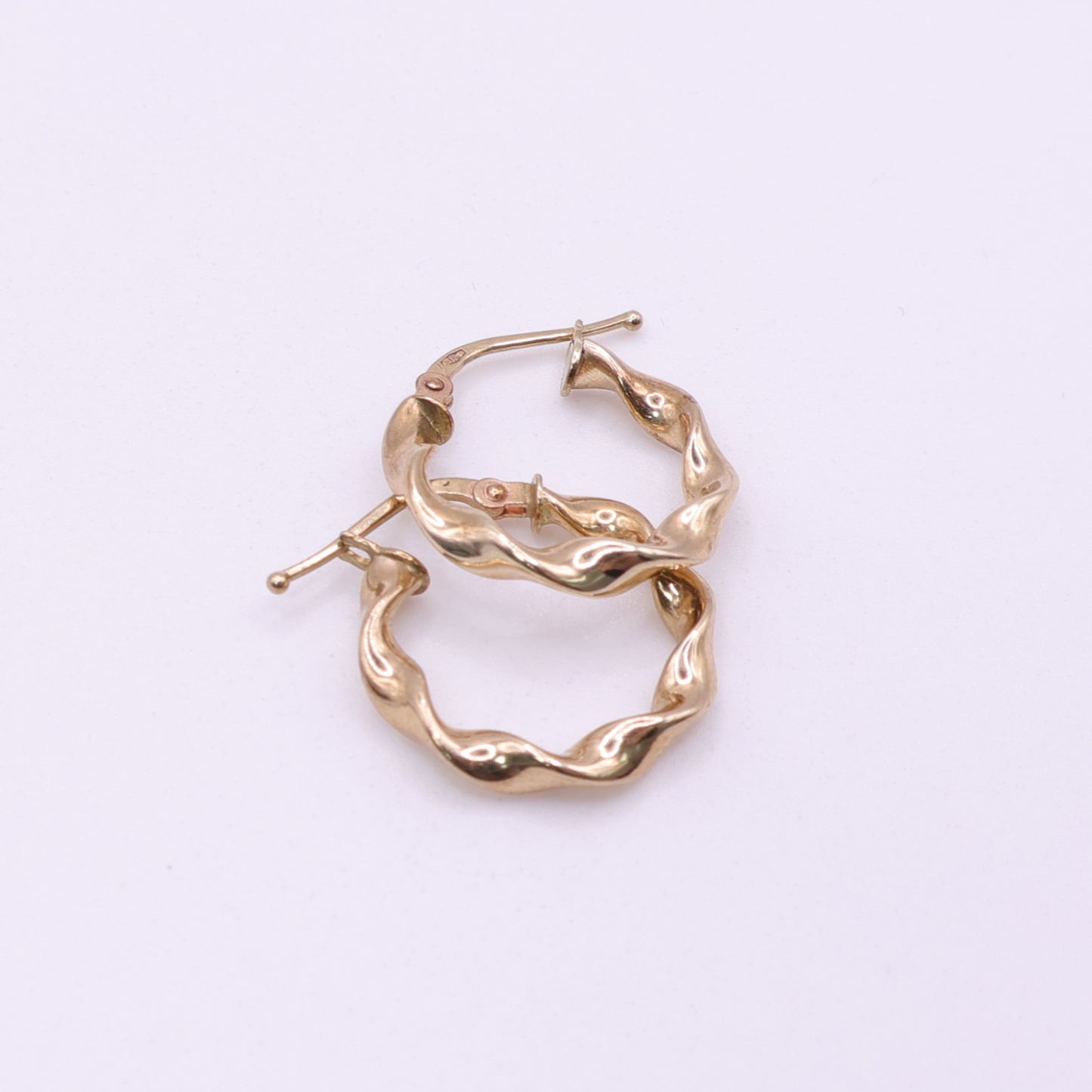 Second Hand 9ct Yellow Gold Sculpted Twist Hoop Earrings