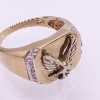 Second Hand 9ct Yellow Gold Eagle Signet Ring with Diamond Shoulders