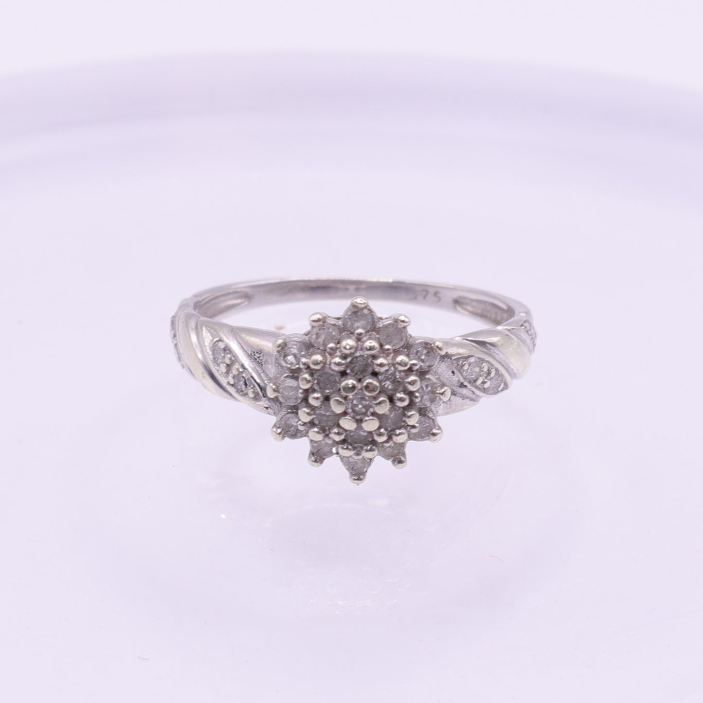 Second Hand 9ct White Gold Diamond Cluster Flower Ring