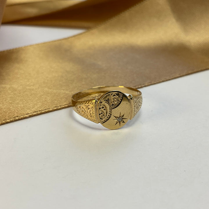 9ct Yellow Gold Starburst Signet RIng