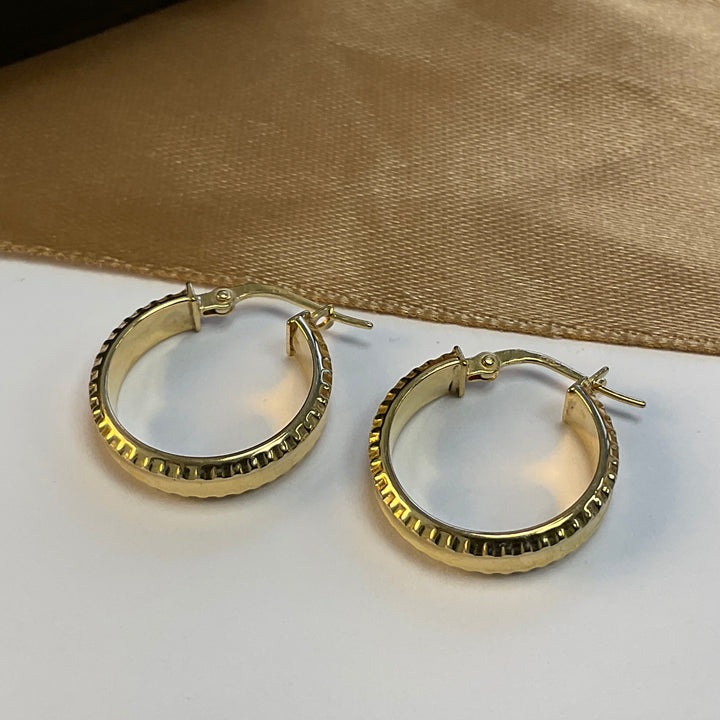 9ct Yellow Gold Ribbed Hoop Earrings