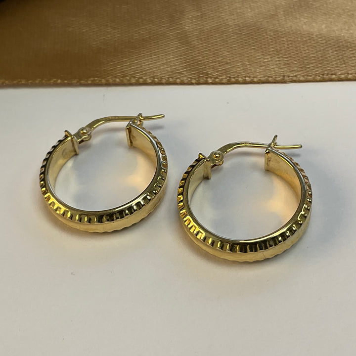 9ct Yellow Gold Ribbed Hoop Earrings