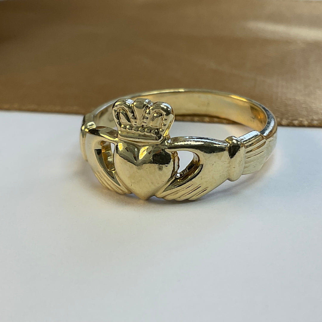 9ct Yellow Gold Claddagh Ring