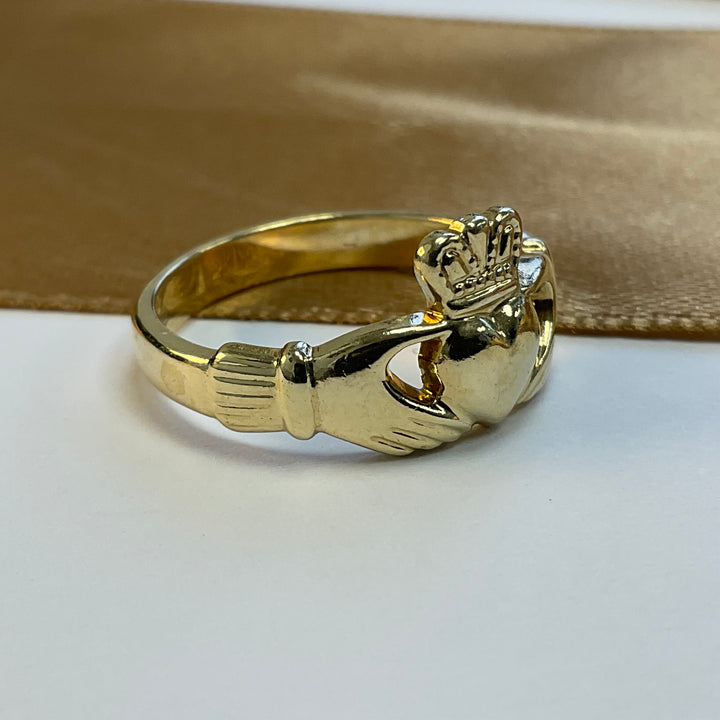 9ct Yellow Gold Claddagh Ring