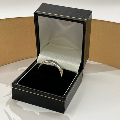9ct White Gold Wedding Band 5mm Ring