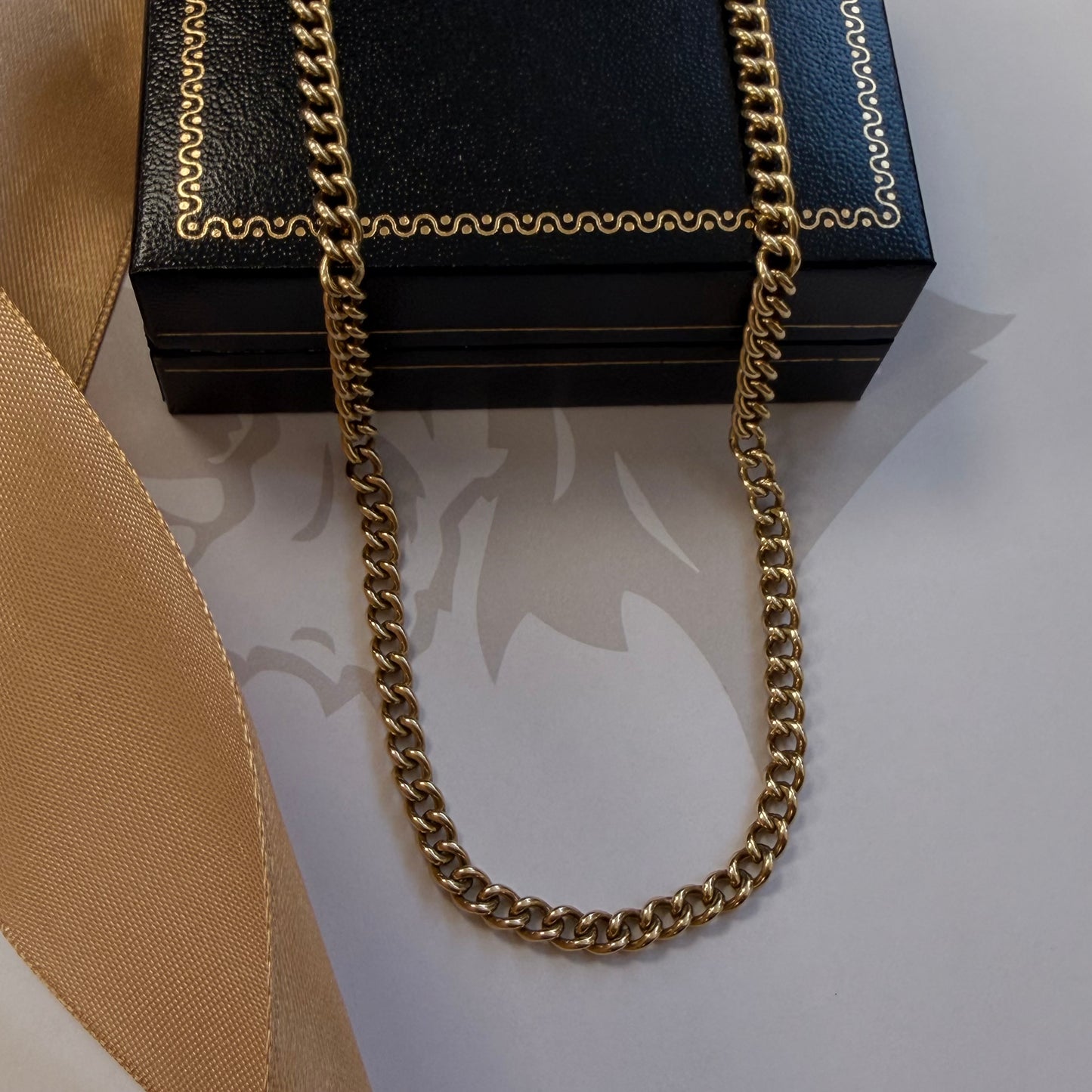 9ct Yellow Gold Curb Chain Necklace - 18Inch