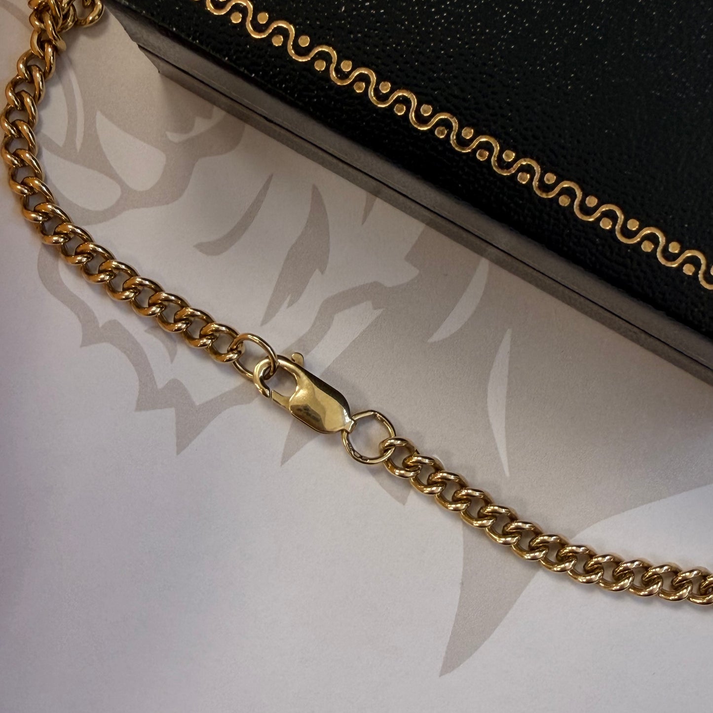 9ct Yellow Gold Curb Chain Necklace - 18Inch
