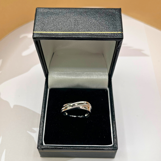 9ct White Gold Three Stone Diamond Twist Ring
