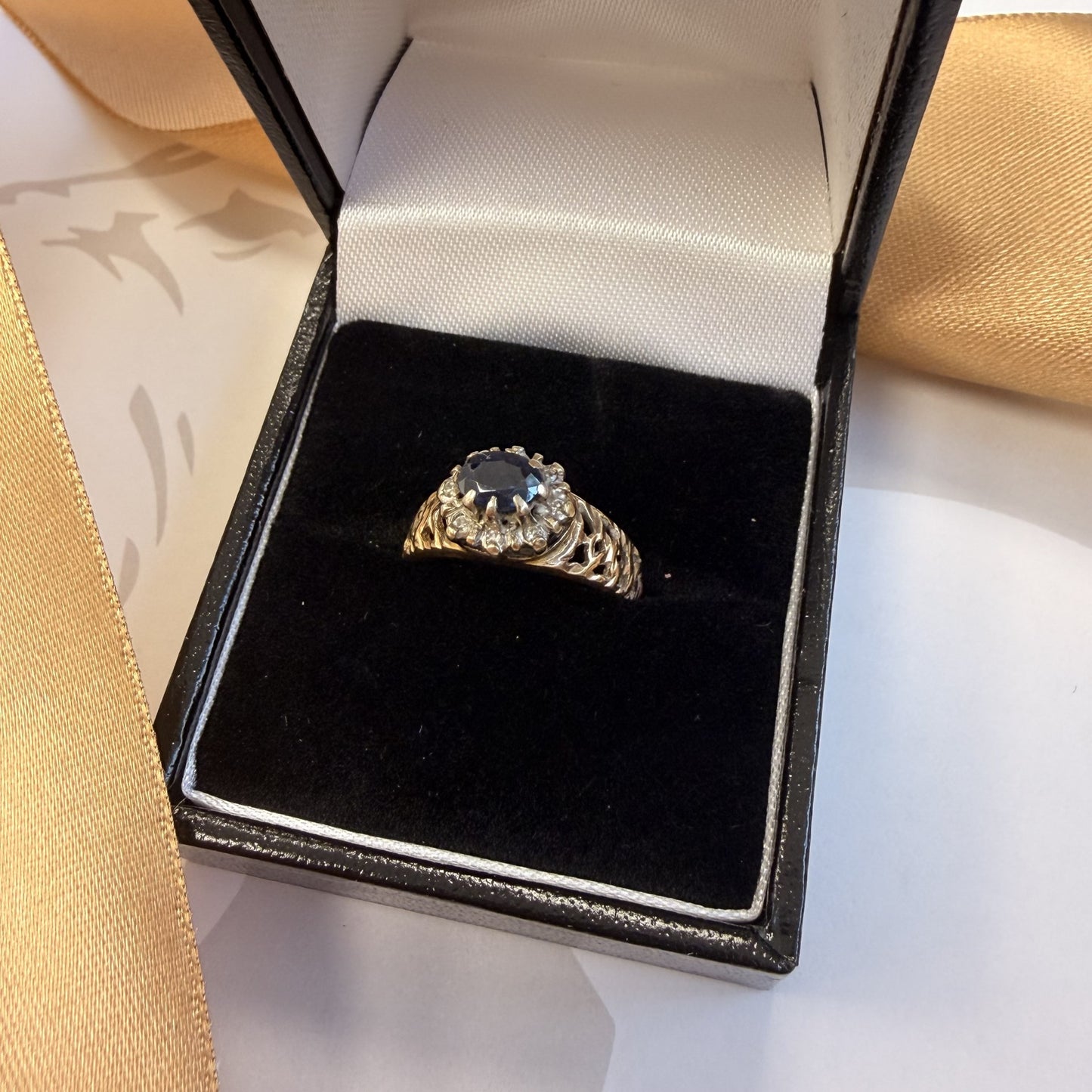 9ct Yellow Gold Sapphire & Diamond Cluster Ring