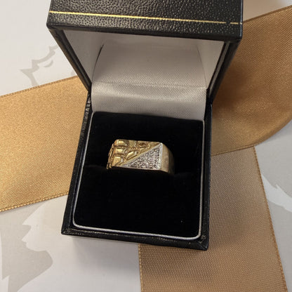 9ct Yellow Gold Diamond Signet Ring