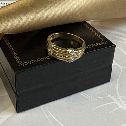 9ct Gold Buckle Ring Solid
