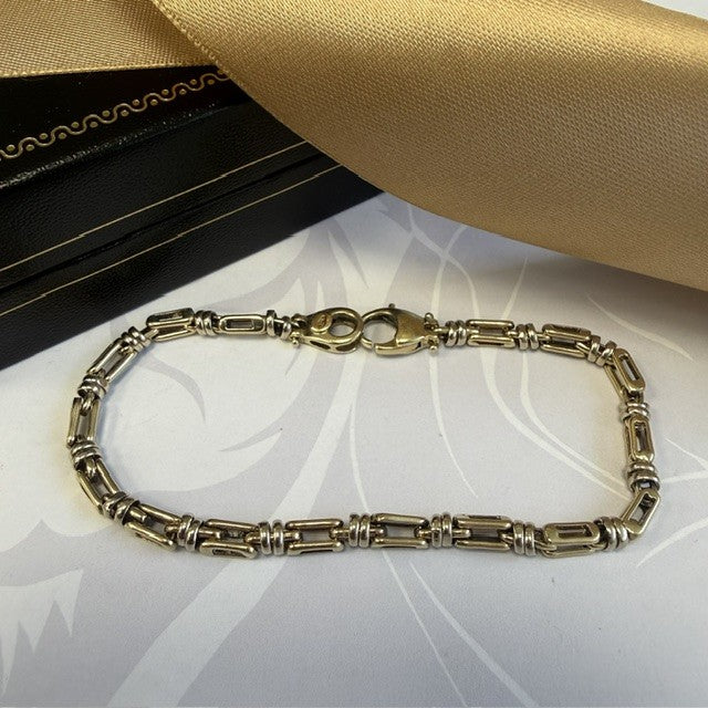 9ct Gold Yellow and White Fancy Link Bracelet - 8 Inch