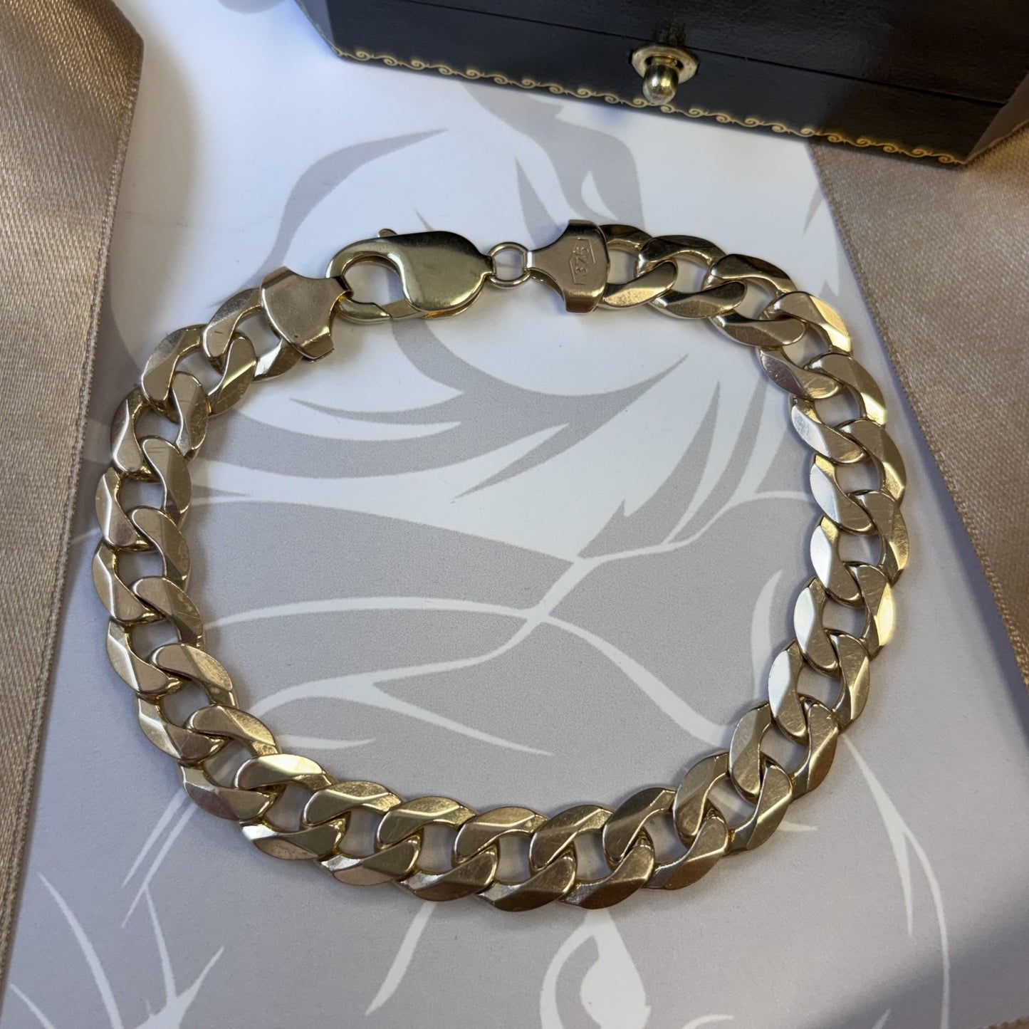 9ct Yellow Gold Heavy Flat Curb Link Bracelet