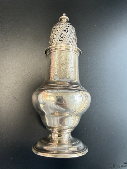 Early Georgian Solid Silver Sugar Caster – Samuel Wood – London 1746 – 391.7g