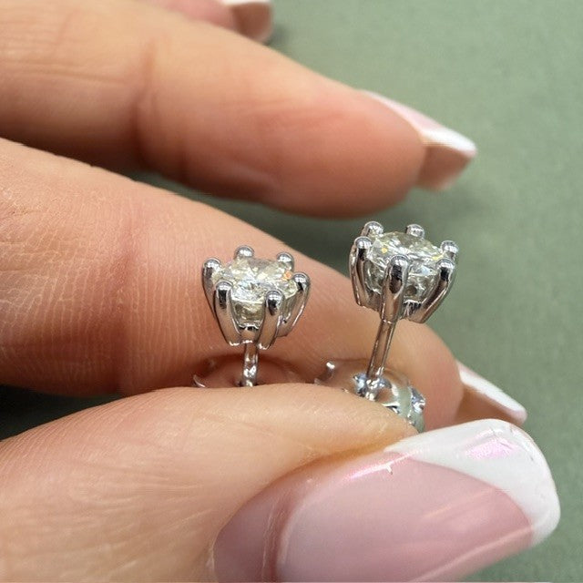 18ct Diamond Stud Earrings 18ct White Gold - Natural Diamond 1.00ct