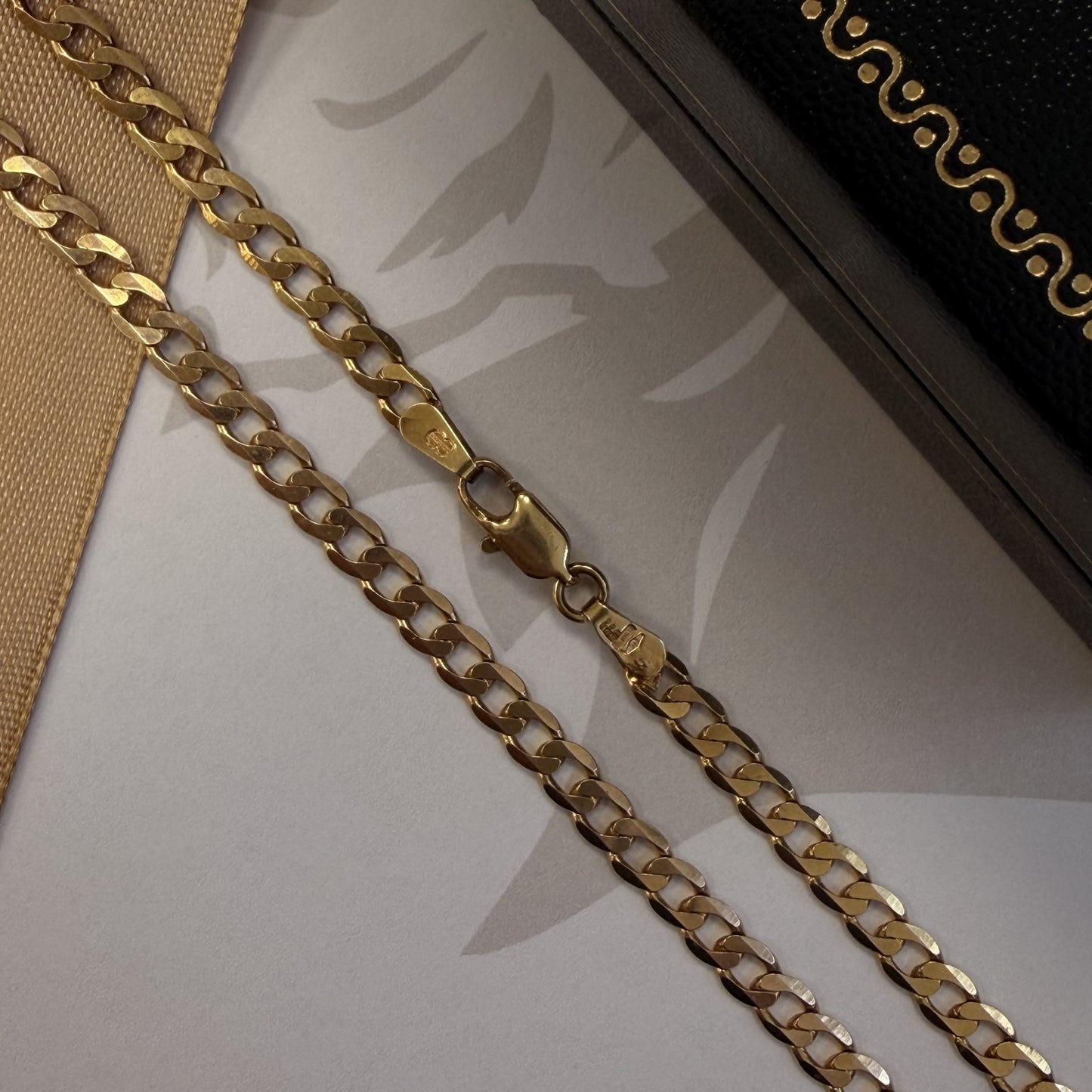 9ct Gold Curb Chain Sold Gold - 24 Inch