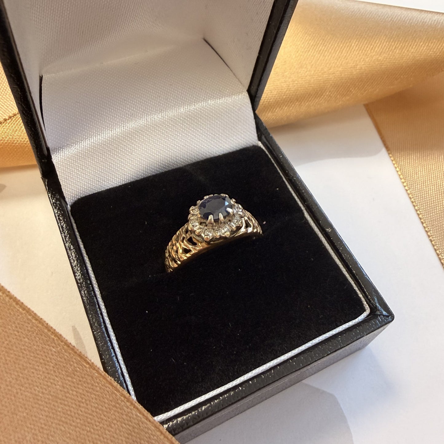 9ct Yellow Gold Sapphire & Diamond Cluster Ring