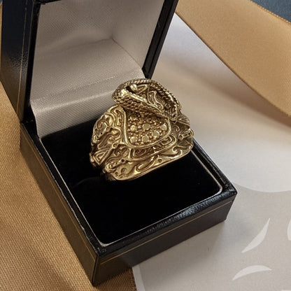 9ct Yellow Gold Ornate Saddle Ring